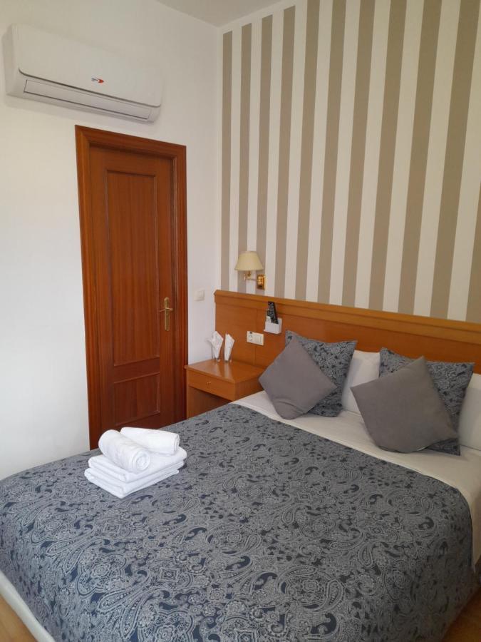 Hostal Salome Μαδρίτη Εξωτερικό φωτογραφία