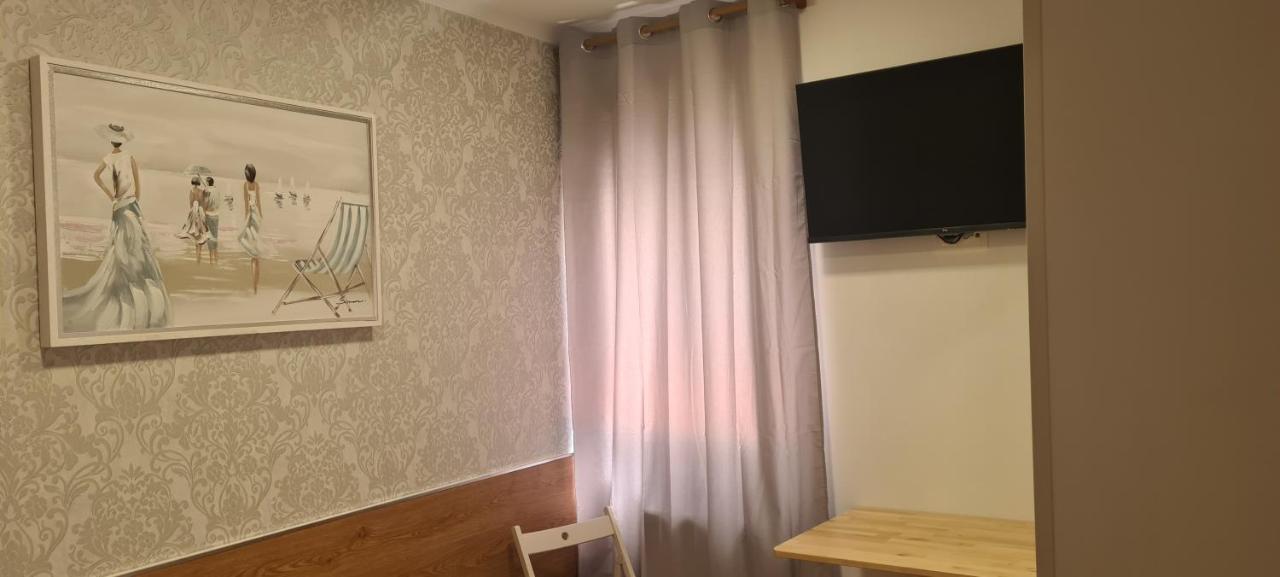 Hostal Salome Μαδρίτη Εξωτερικό φωτογραφία