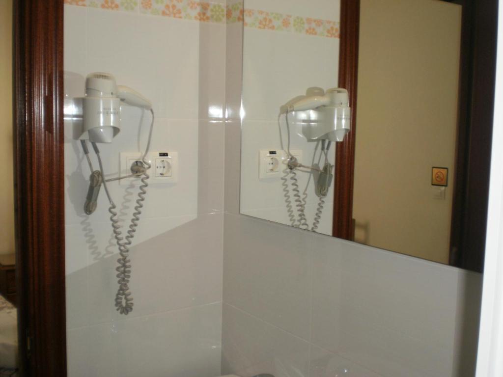 Hostal Salome Μαδρίτη Δωμάτιο φωτογραφία